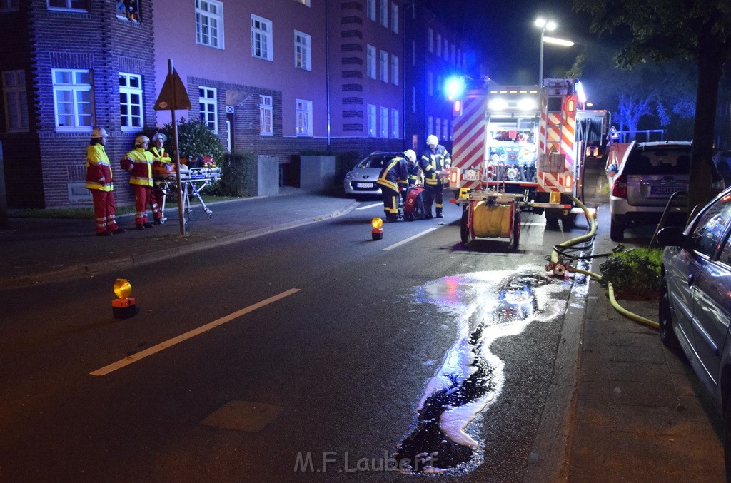 Feuer 1 Koeln Hoehenberg Fuldastr P07.JPG - Miklos Laubert